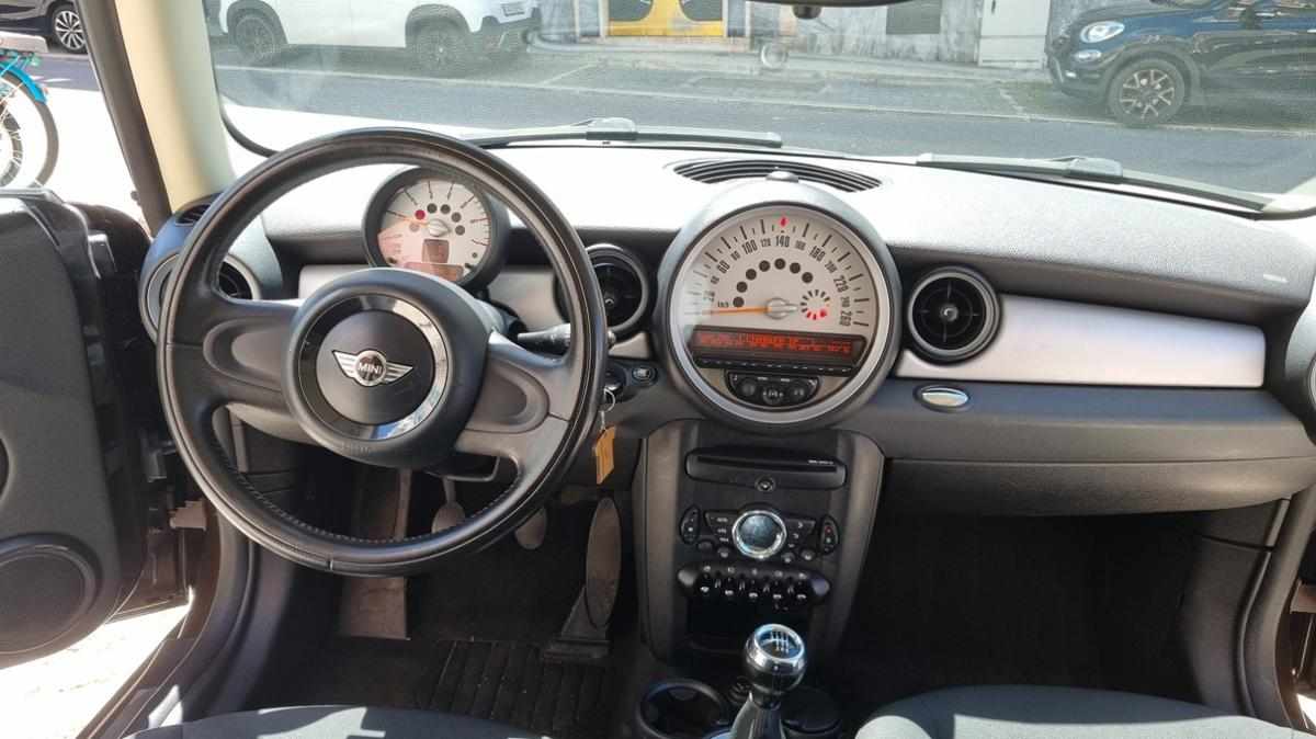 mini-cooper-d-1-6-d-2011-diesel-1600cc