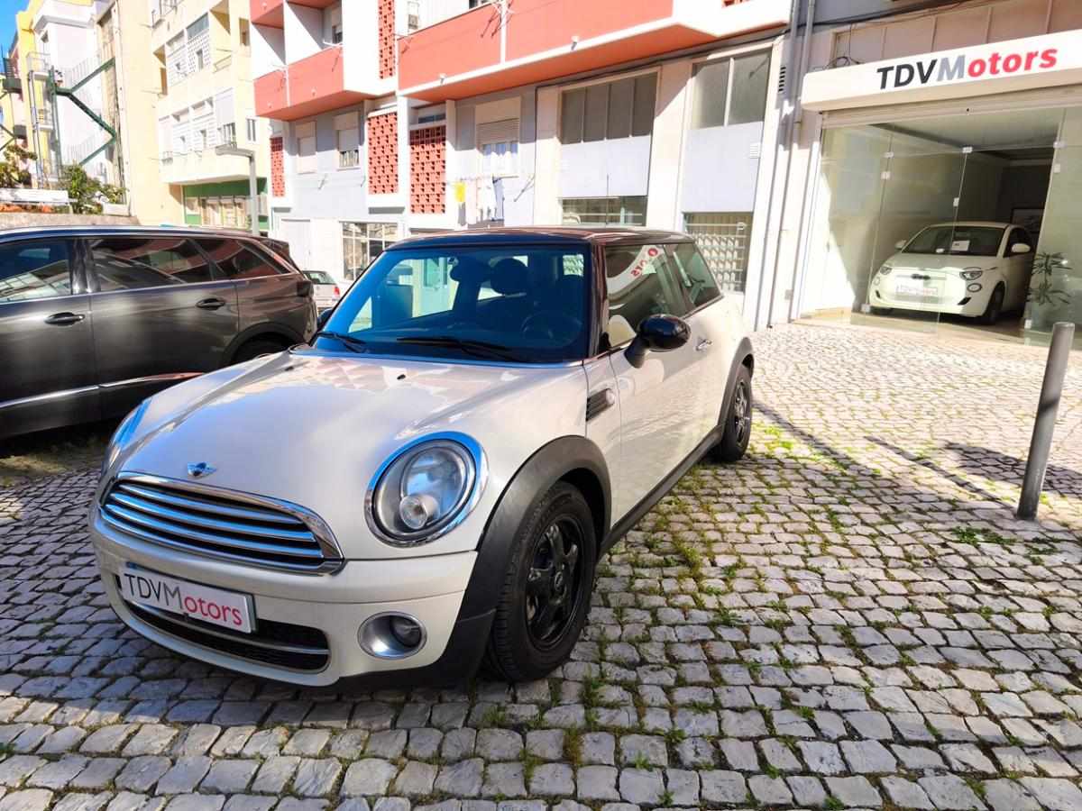 mini-hatch-d-2-0-2008-diesel-1560cc