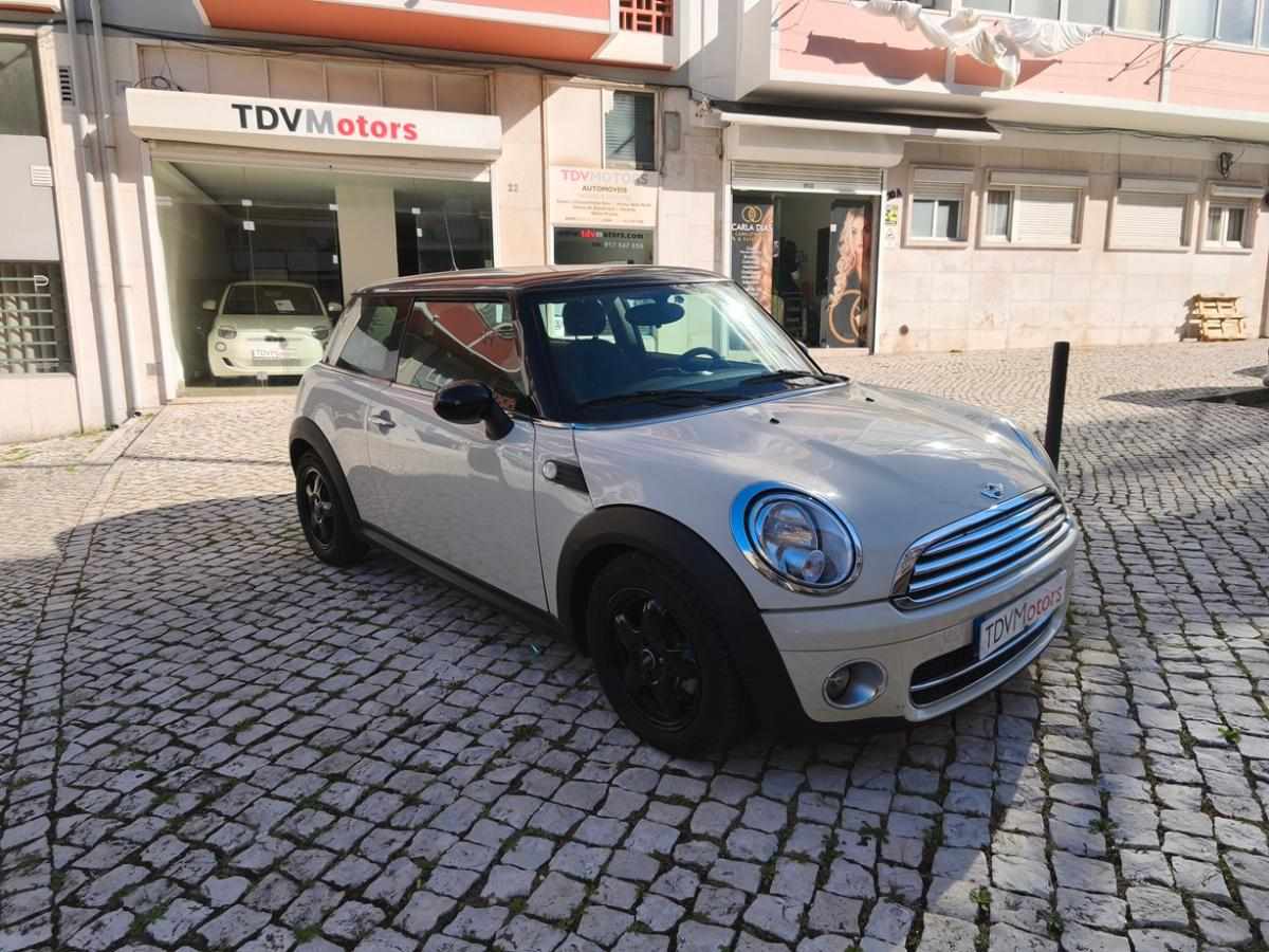 mini-hatch-d-2-0-2008-diesel-1560cc
