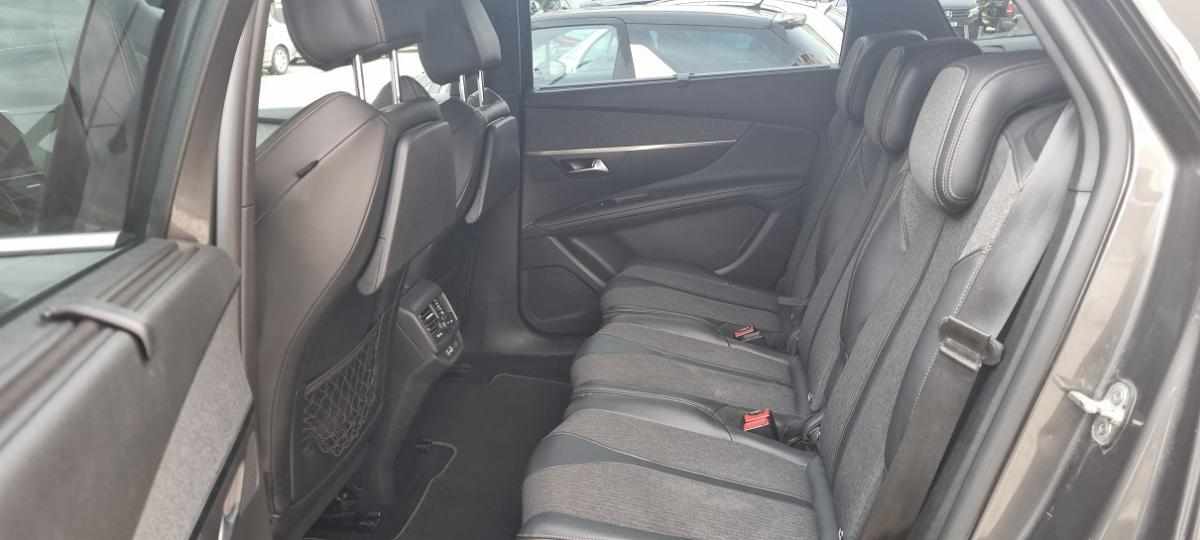 peugeot-5008-2019-diesel-1500cc