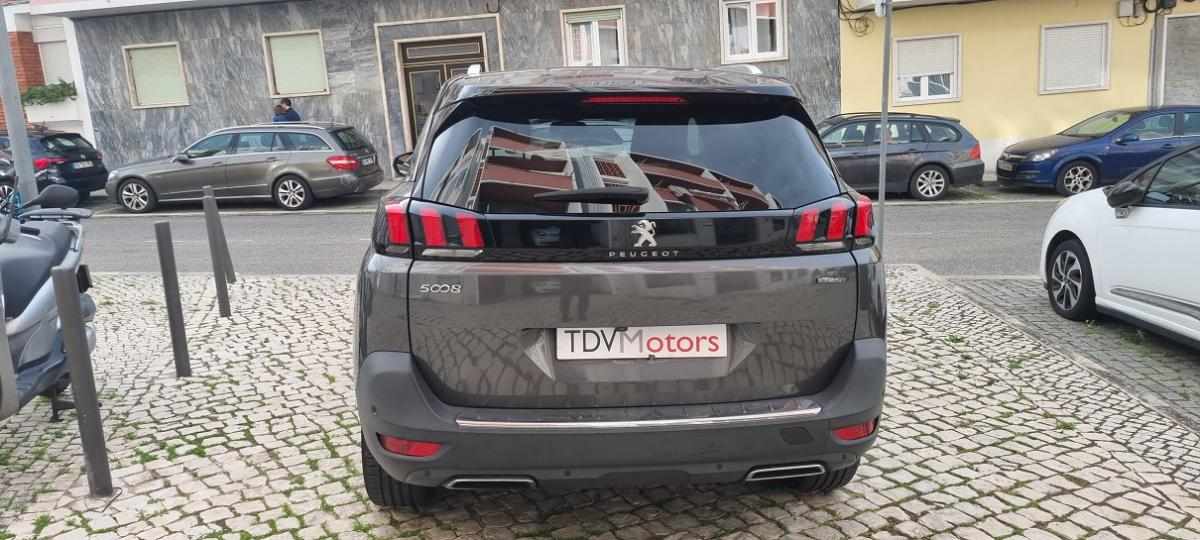 peugeot-5008-2019-diesel-1500cc