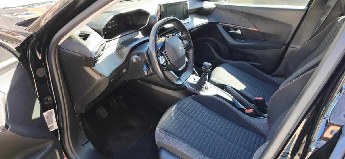 peugeot-2008-1-2-puretech-2021-gasolina-1199cc