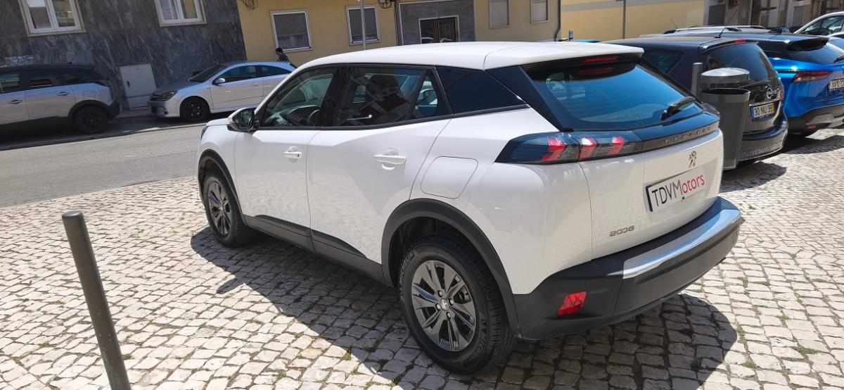peugeot-2008-1-2-puretech-2021-gasolina-1199cc