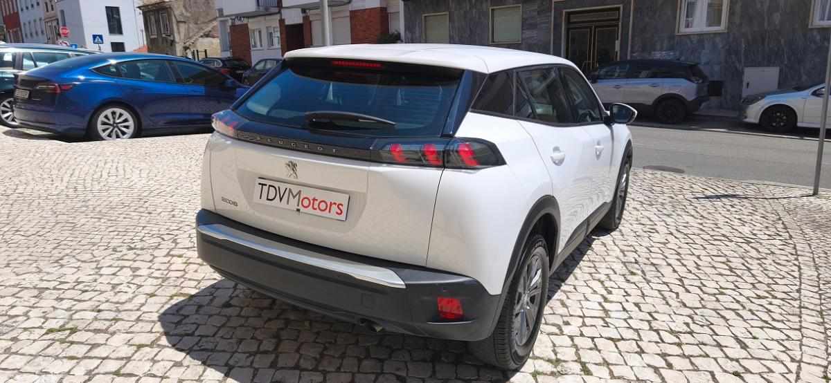 peugeot-2008-1-2-puretech-2021-gasolina-1199cc