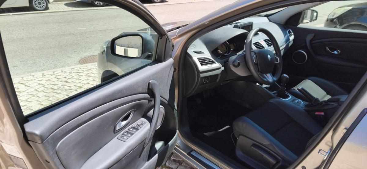 renault-megane-1-5-dci-2011-diesel-1461cc