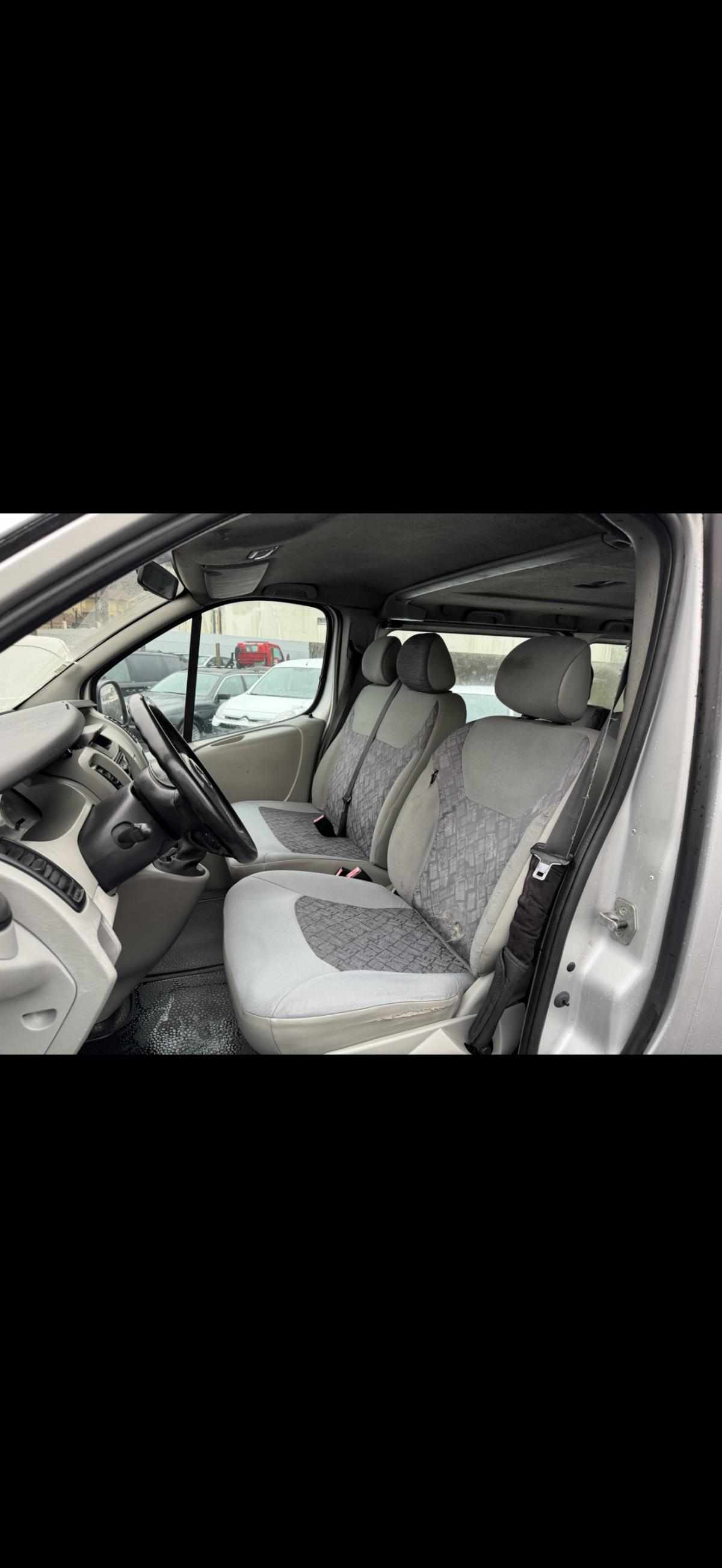 opel-vivaro-1-9-101cv-2005-diesel-1870cc