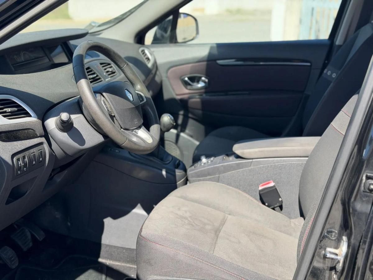 renault-scenic-2014-diesel-1461cc