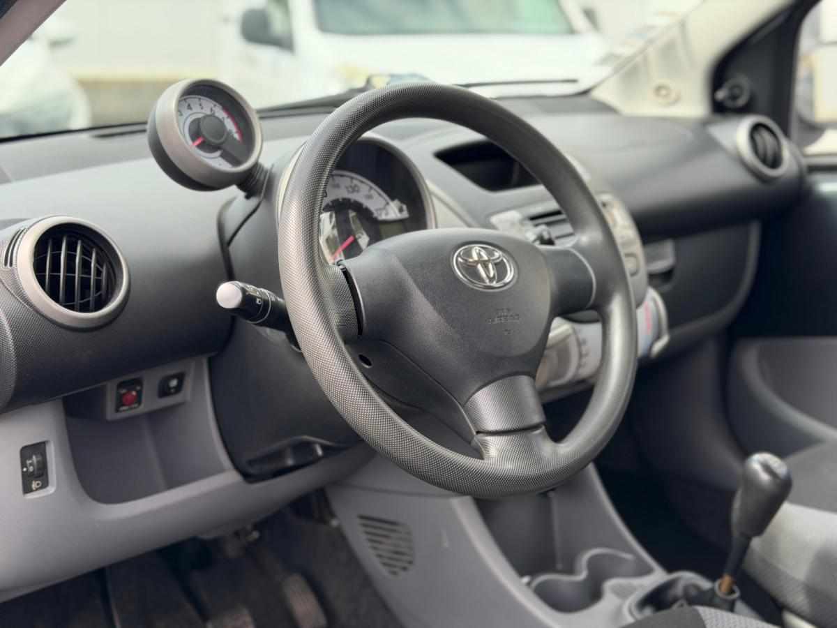 toyota-aygo-1-0-vvt-i-2008-gasolina-998cc