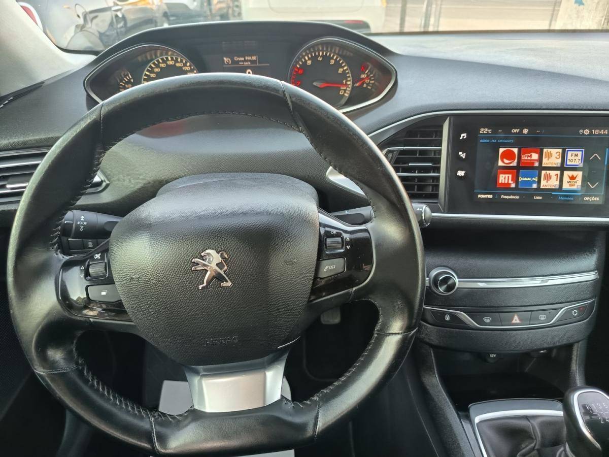 peugeot-308-sw-2021-gasolina-1199cc