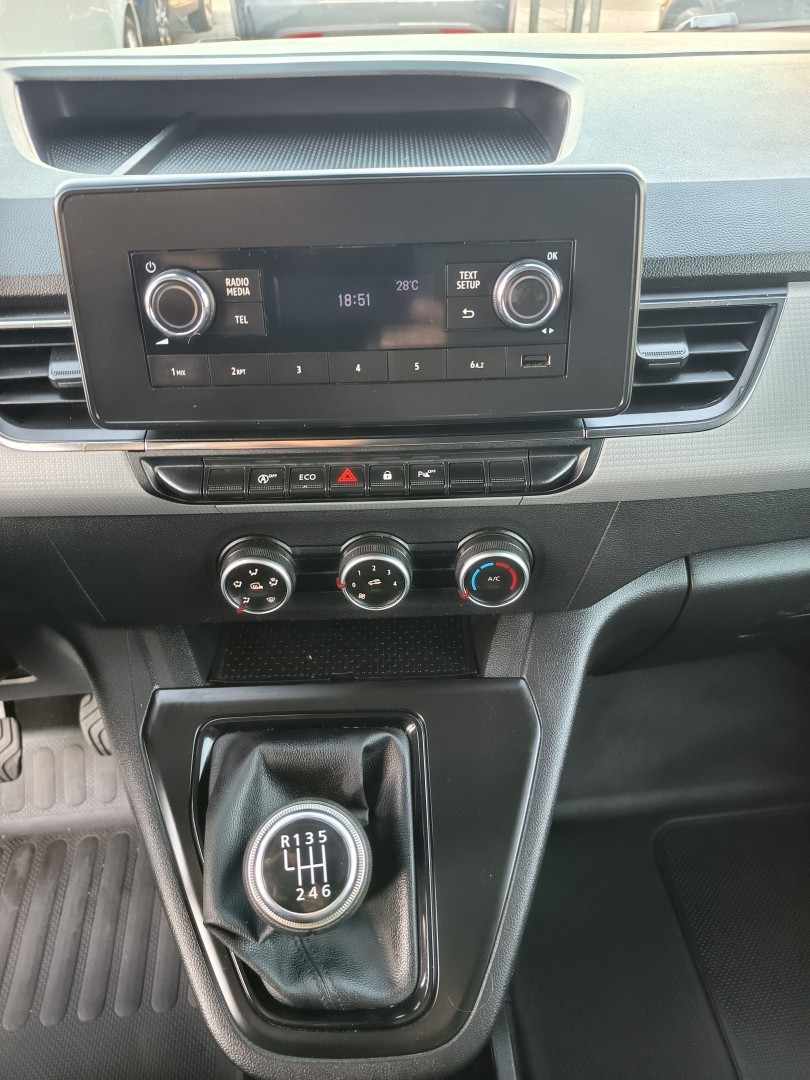 renault-kangoo-2022-diesel-1461cc