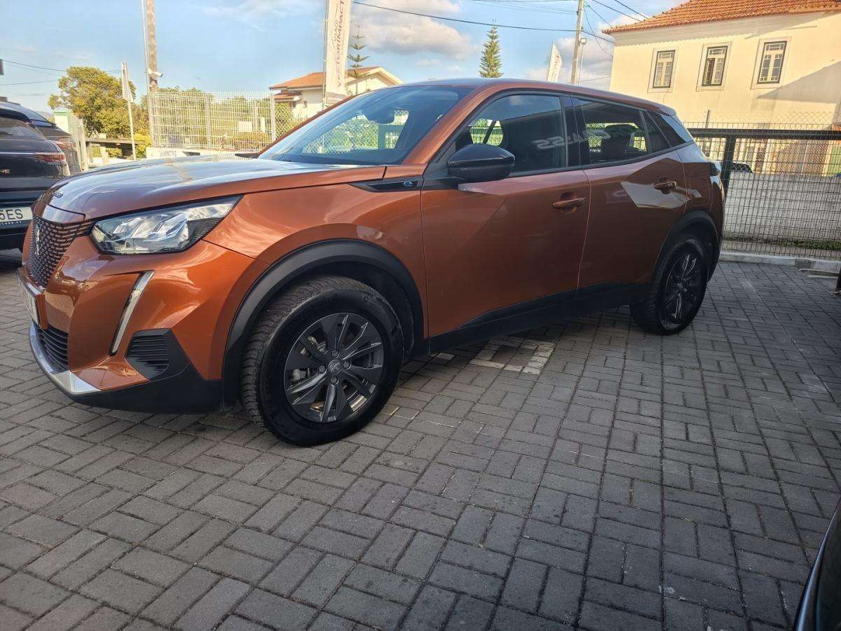 peugeot-e-2008-2022-eletrico-0cc
