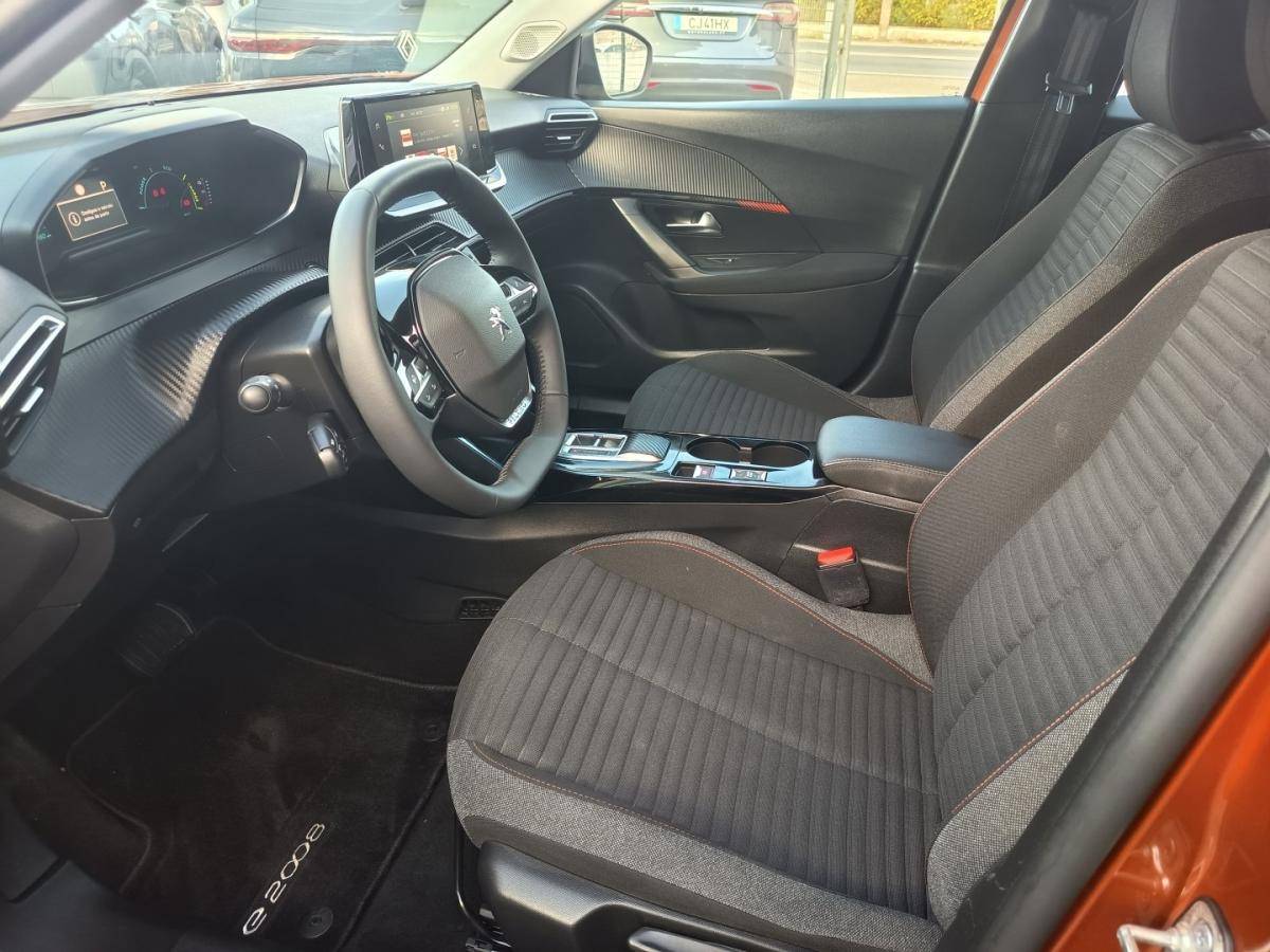 peugeot-e-2008-2022-eletrico-0cc
