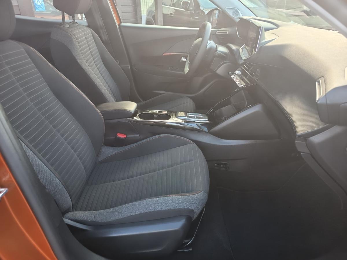 peugeot-e-2008-2022-eletrico-0cc
