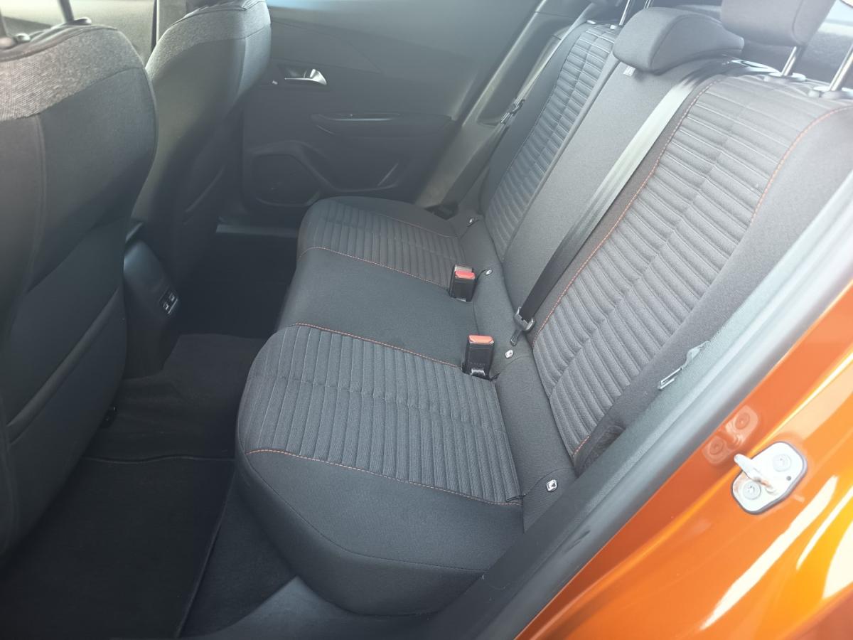 peugeot-e-2008-2022-eletrico-0cc