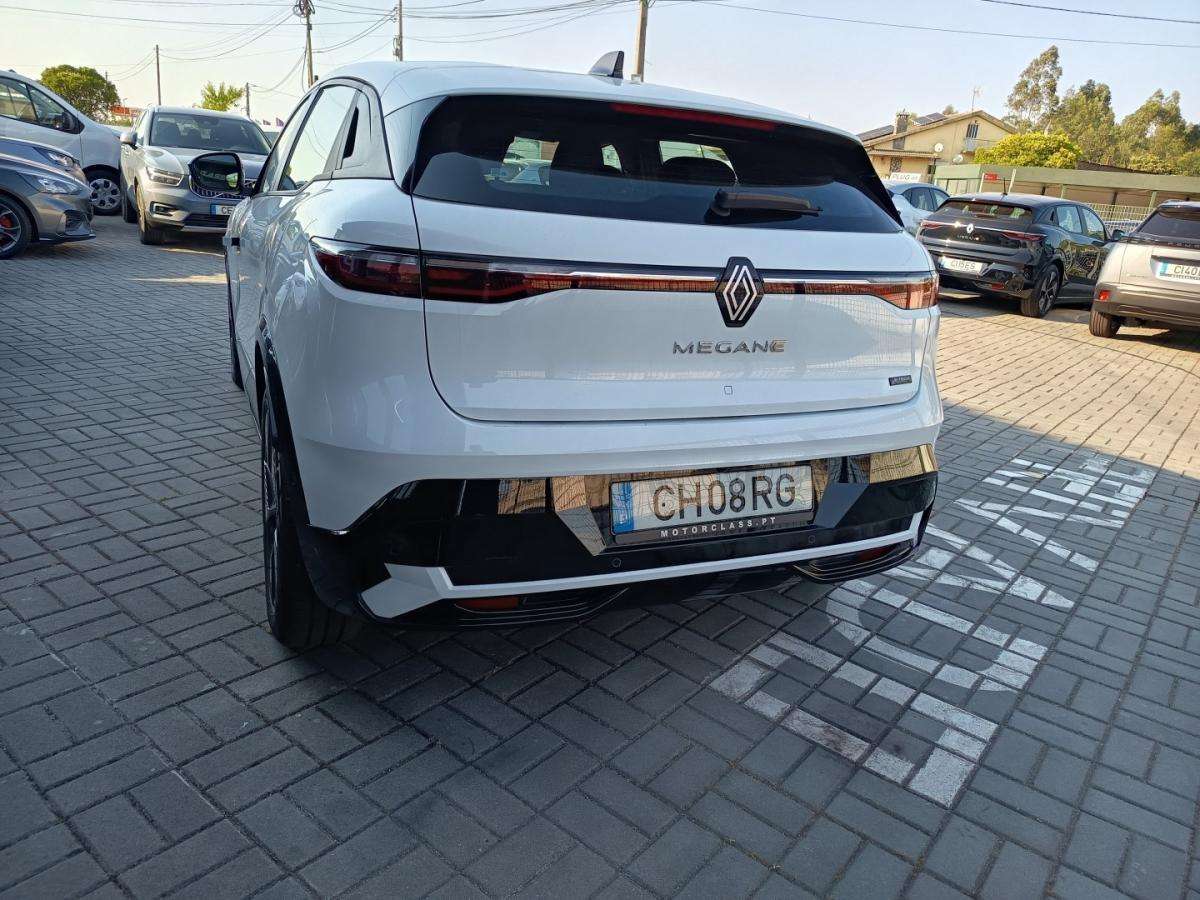 renault-megane-e-tech-2024-eletrico-0cc