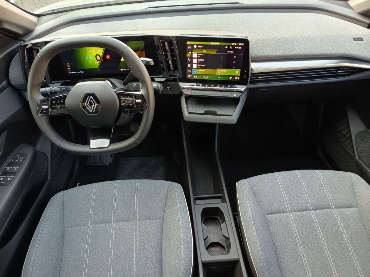 renault-megane-e-tech-2024-eletrico-0cc