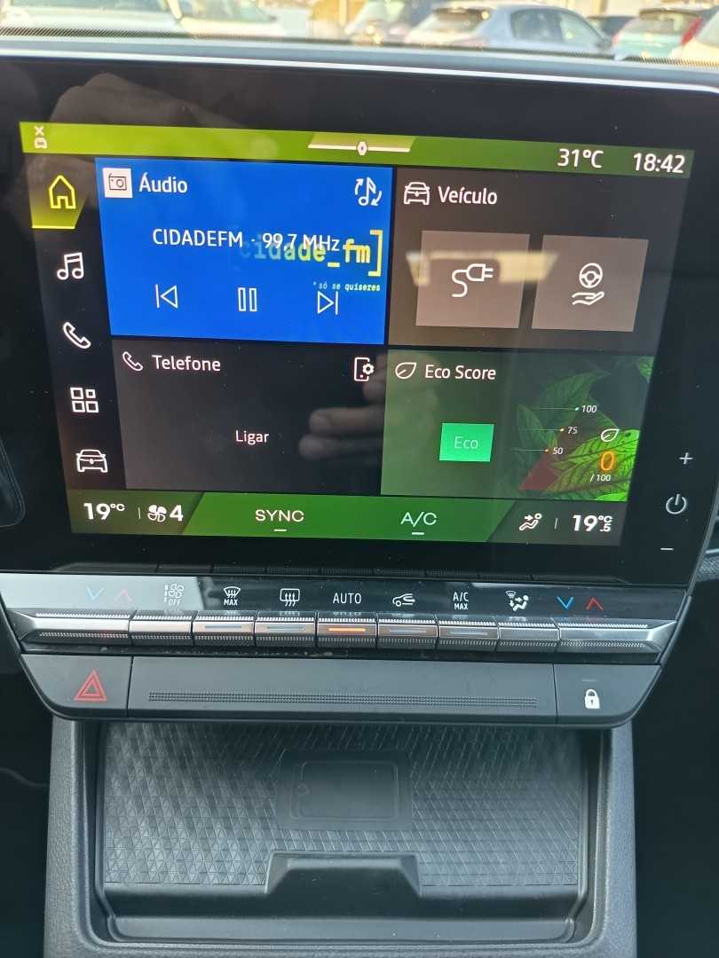 renault-megane-e-tech-2024-eletrico-0cc