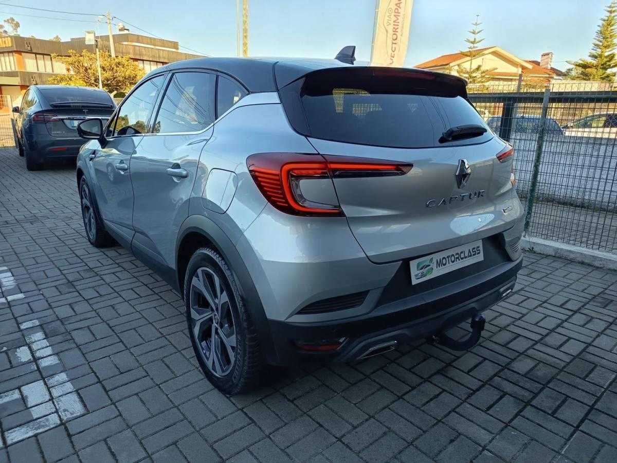 renault-captur-2022-hibrido-1598cc