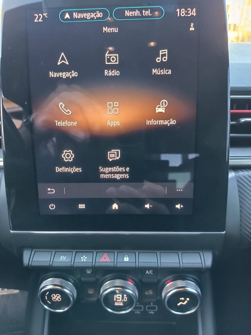 renault-captur-2022-hibrido-1598cc