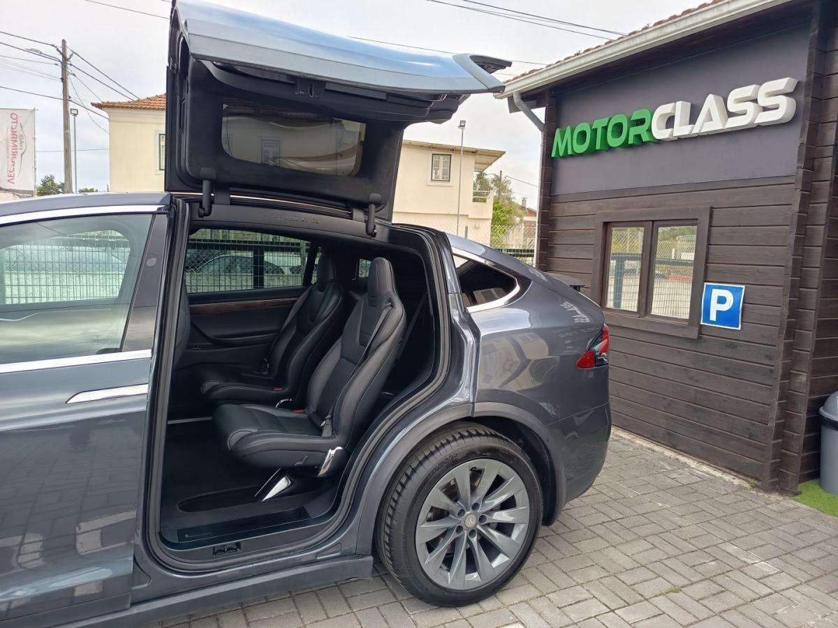 tesla-model-x-2017-eletrico-0cc