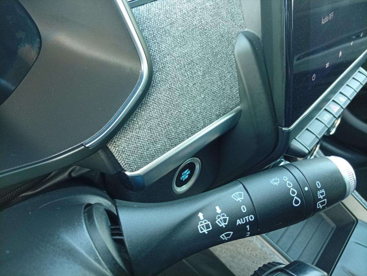 renault-zoe-2020-eletrico-0cc