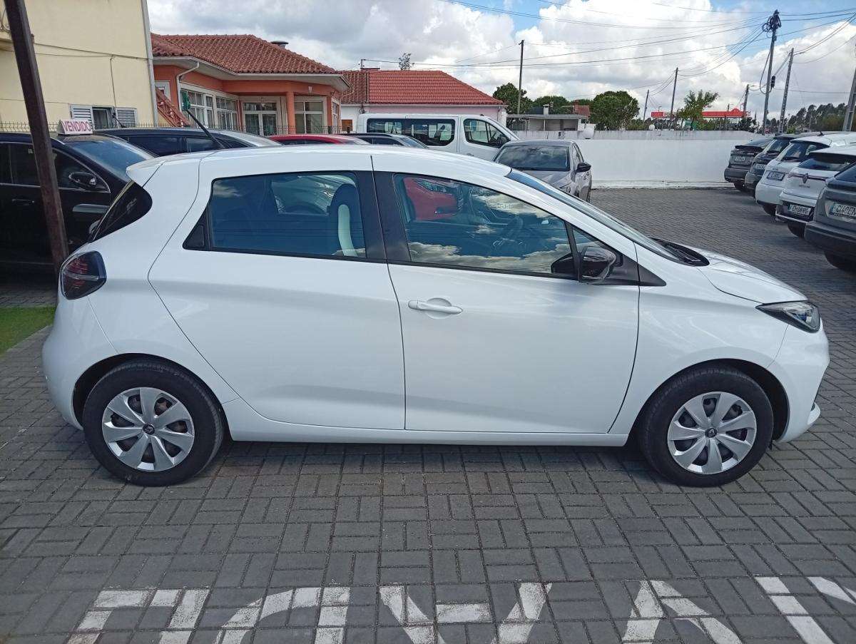 renault-zoe-2021-eletrico-0cc