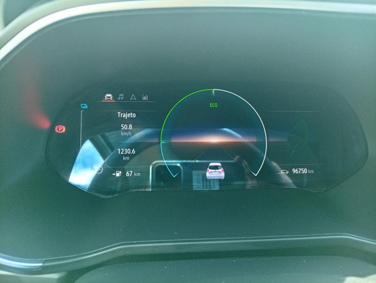 renault-zoe-2021-eletrico-0cc
