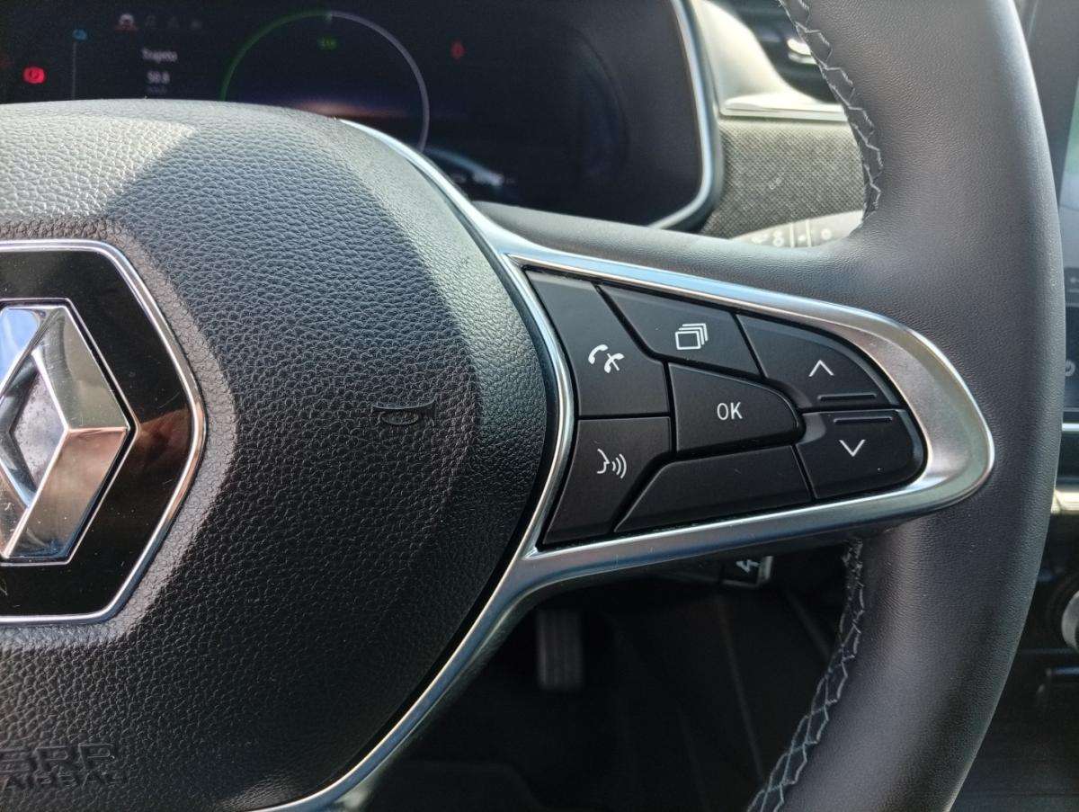 renault-zoe-2021-eletrico-0cc