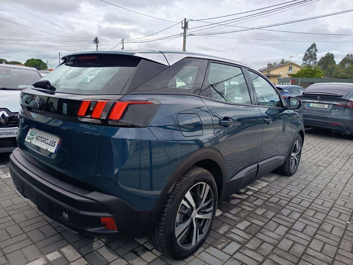 peugeot-3008-2022-diesel-1499cc