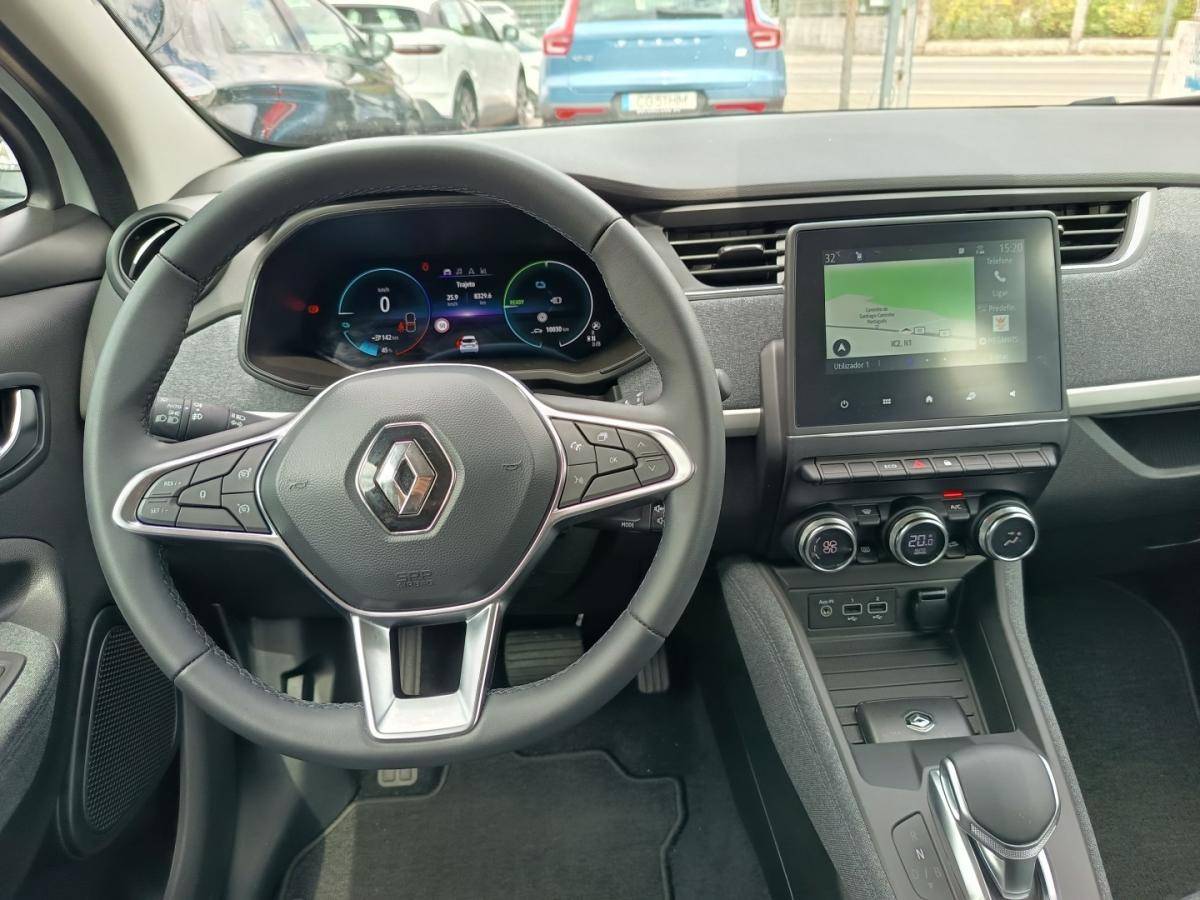 renault-zoe-2023-eletrico-0cc