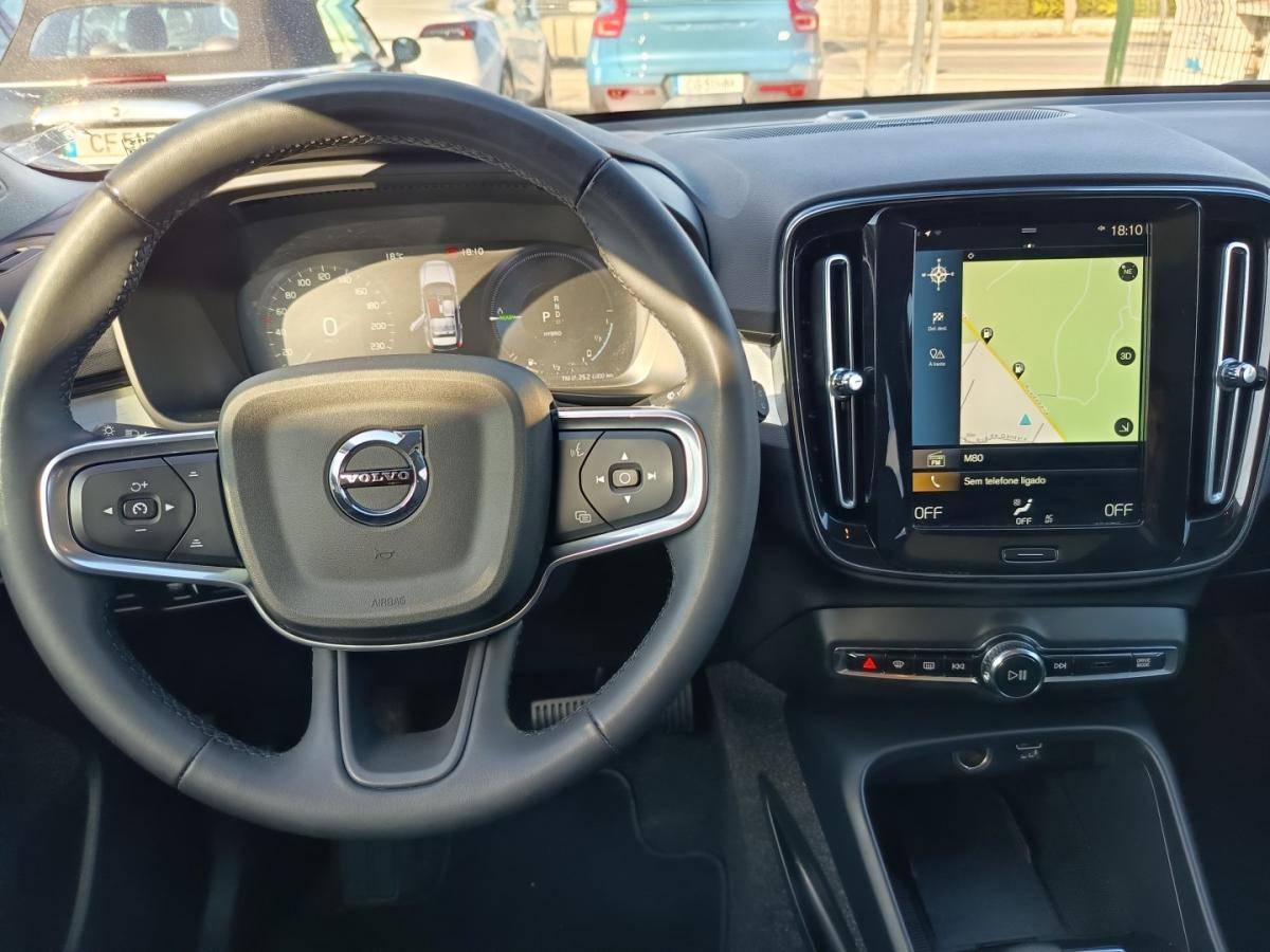 volvo-xc40-2021-hibrido-1477cc