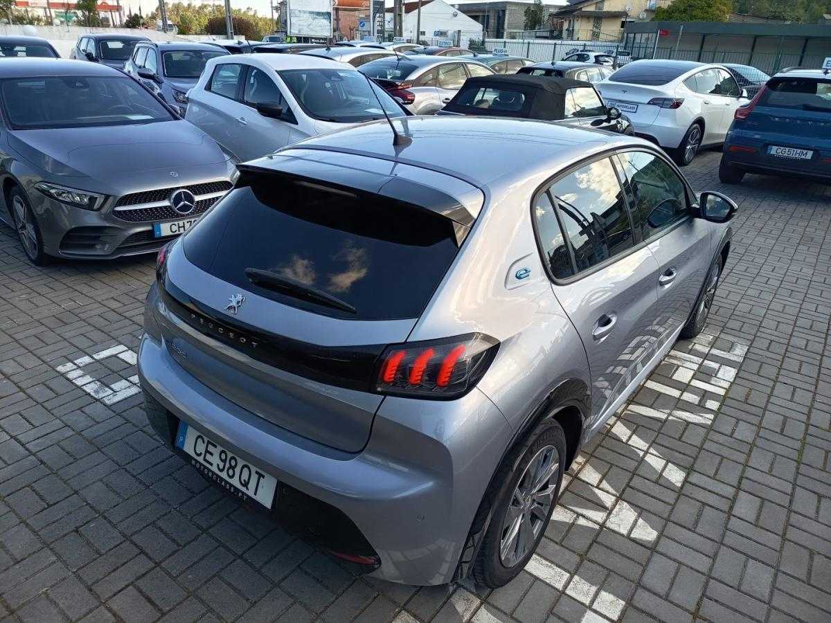 peugeot-e-208-2023-eletrico-0cc