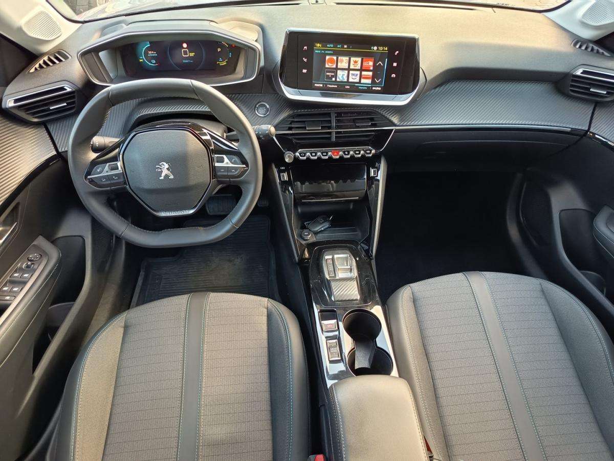 peugeot-e-208-2023-eletrico-0cc