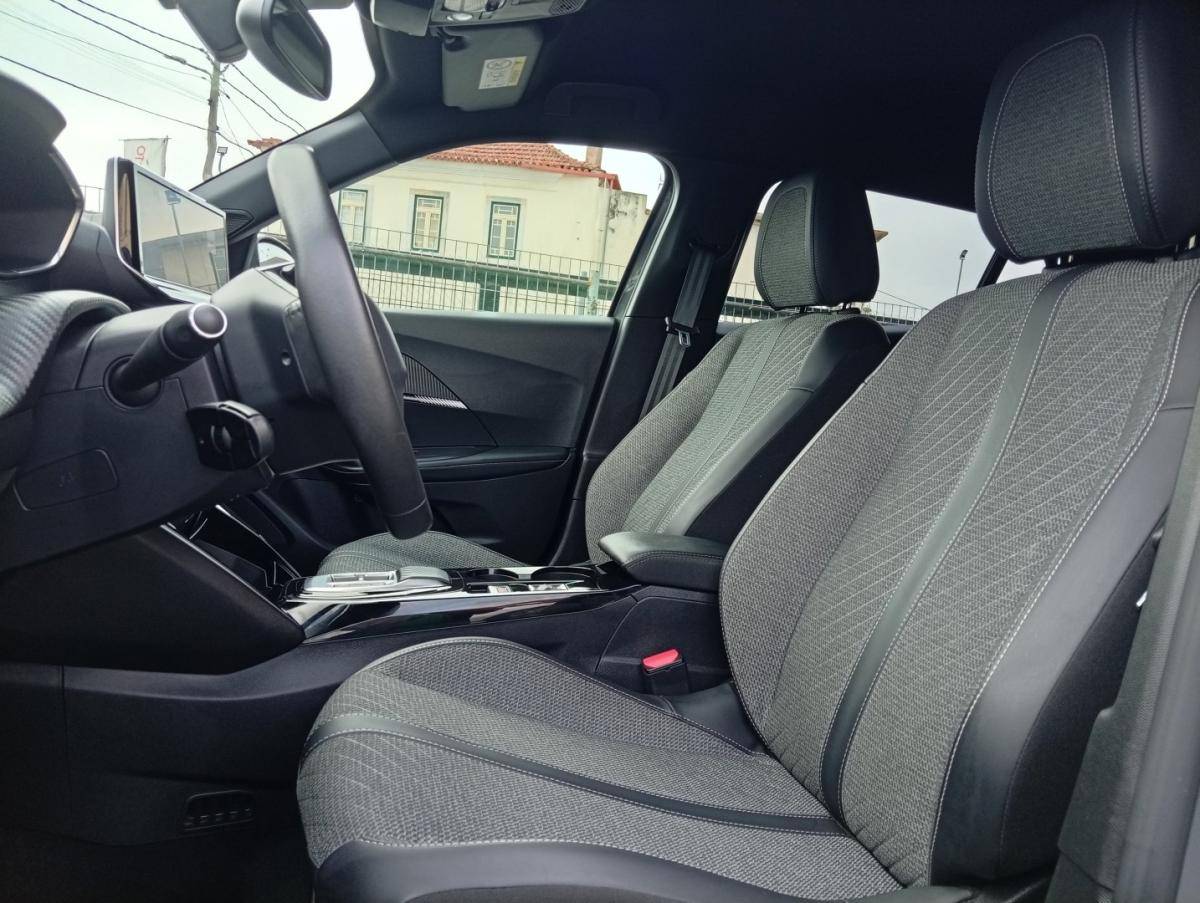 peugeot-e-2008-2024-eletrico-0cc