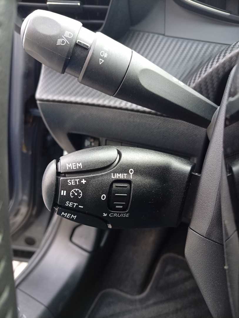 peugeot-e-2008-2024-eletrico-0cc