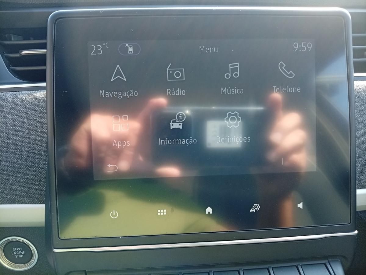 renault-zoe-2023-eletrico-0cc