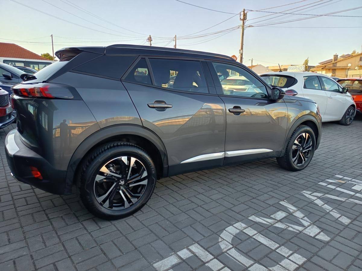 peugeot-2008-2023-gasolina-1199cc