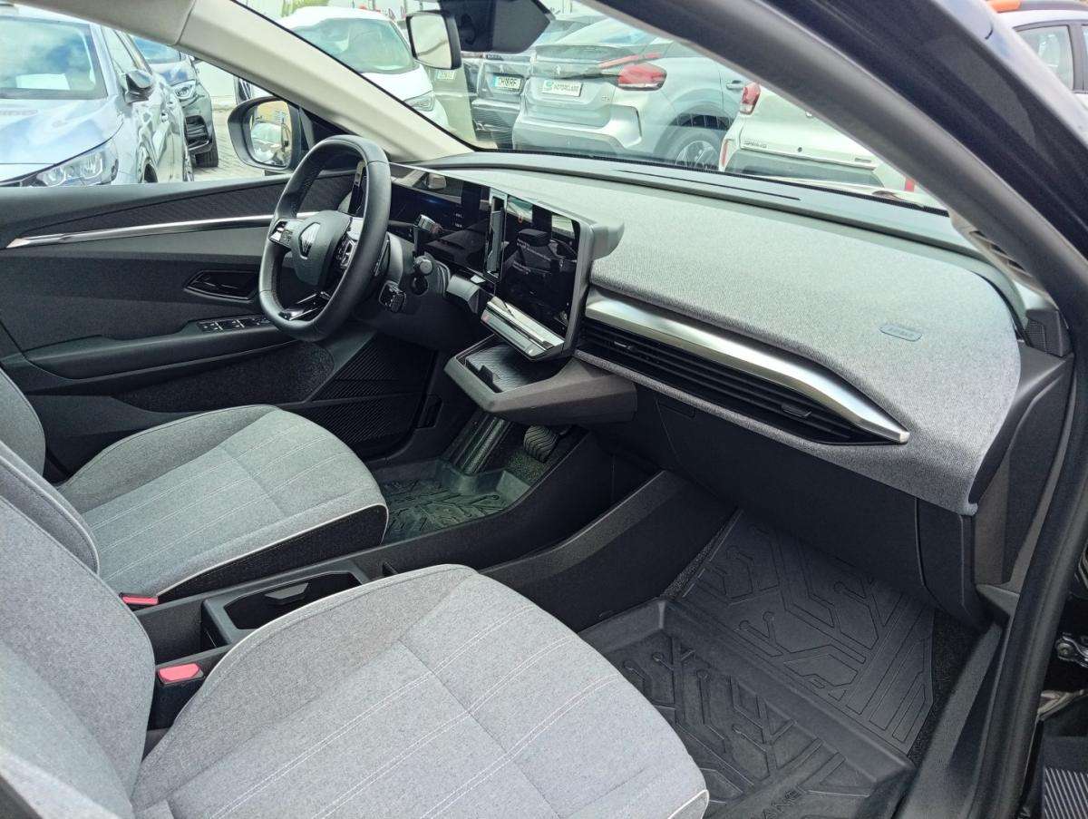 renault-megane-e-tech-2023-eletrico-0cc