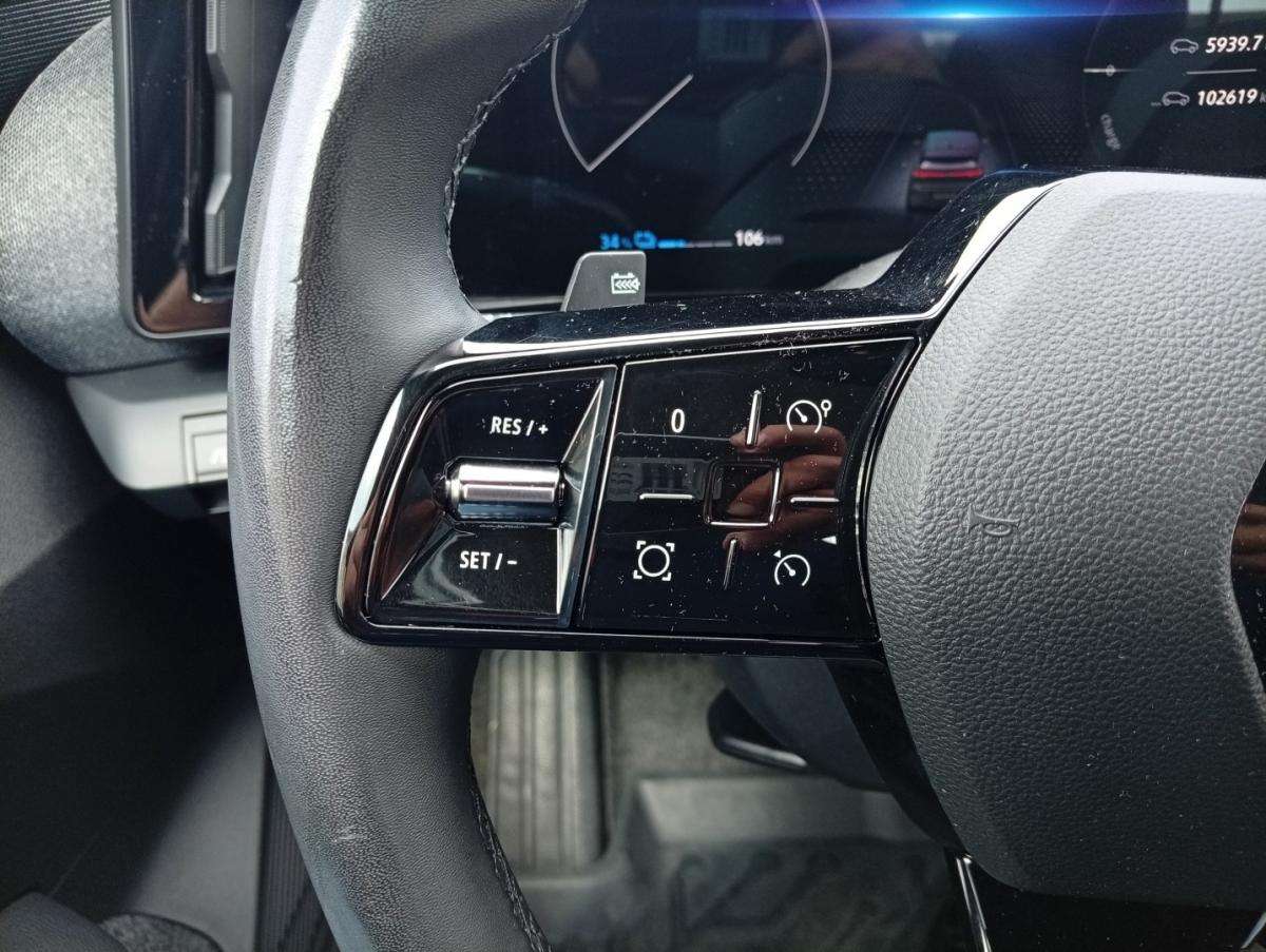 renault-megane-e-tech-2023-eletrico-0cc