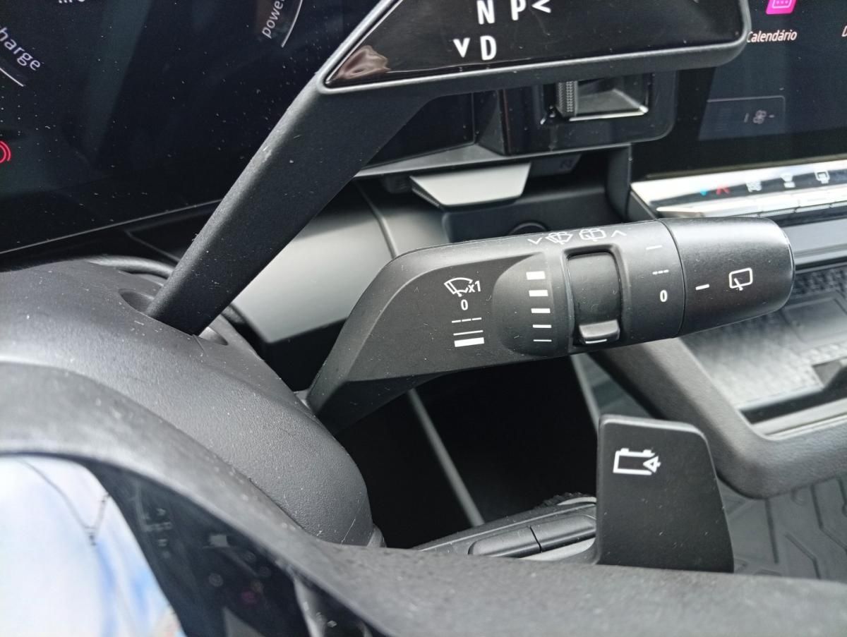 renault-megane-e-tech-2023-eletrico-0cc