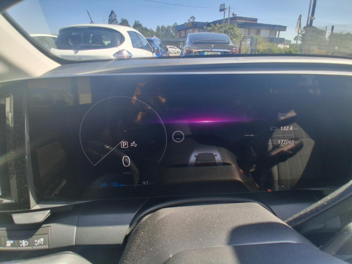 renault-megane-e-tech-2022-eletrico-0cc