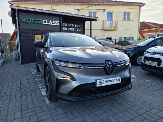 renault-megane-e-tech-2023-eletrico-0cc