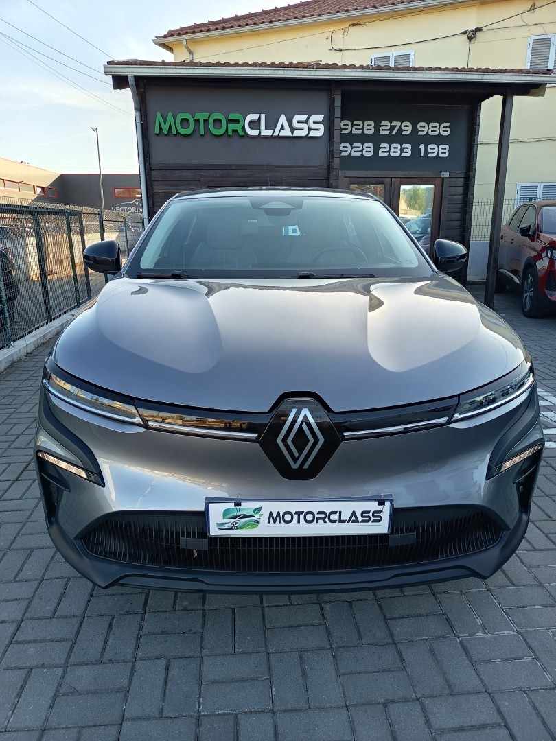 renault-megane-e-tech-2023-eletrico-0cc