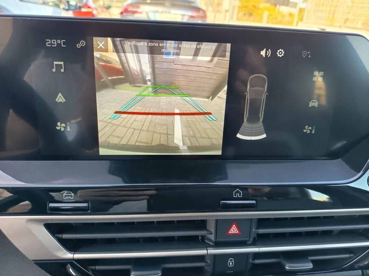 renault-megane-e-tech-2023-eletrico-0cc