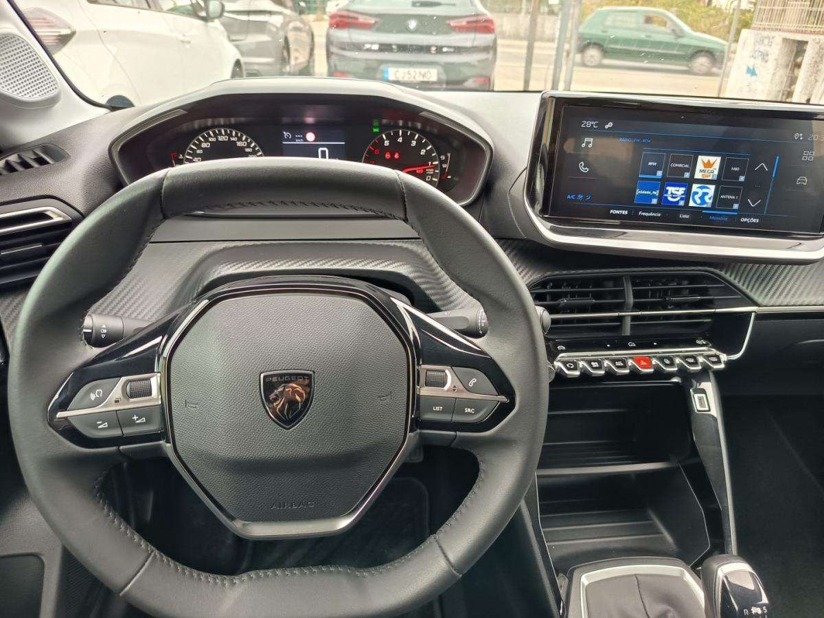 peugeot-208-2024-gasolina-1199cc