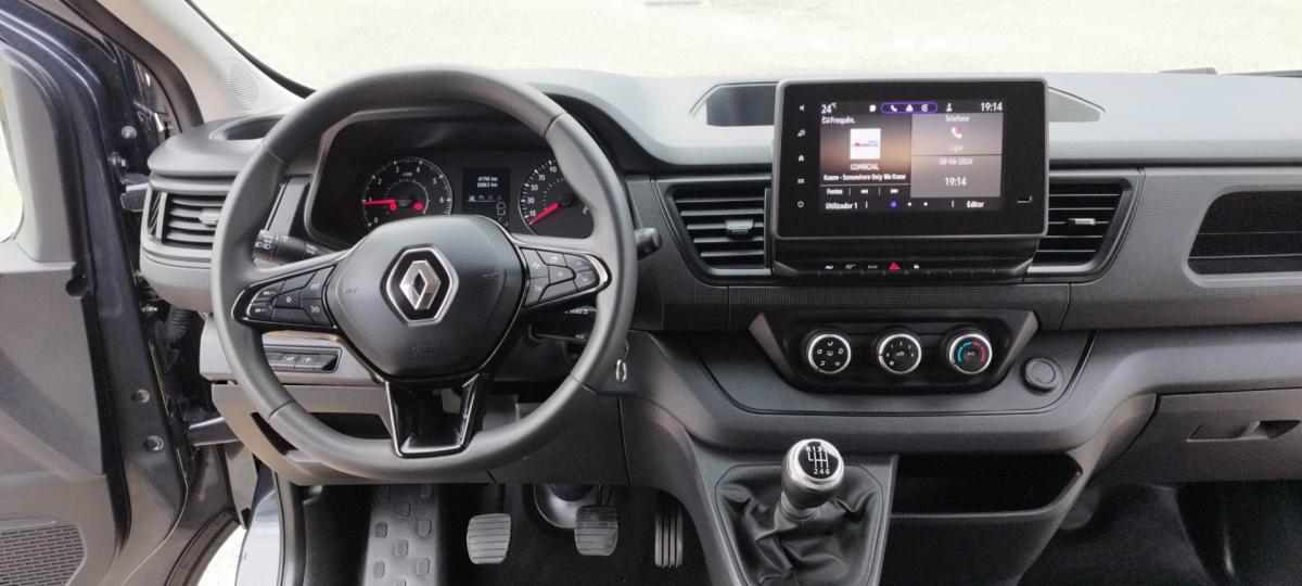 renault-trafic-2023-diesel-1997cc