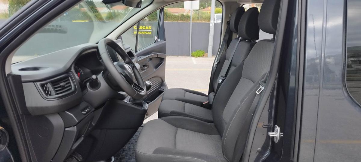 renault-trafic-2023-diesel-1997cc