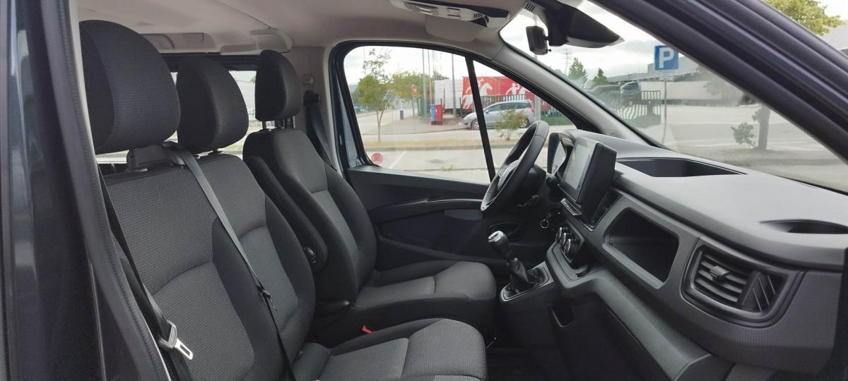 renault-trafic-2023-diesel-1997cc