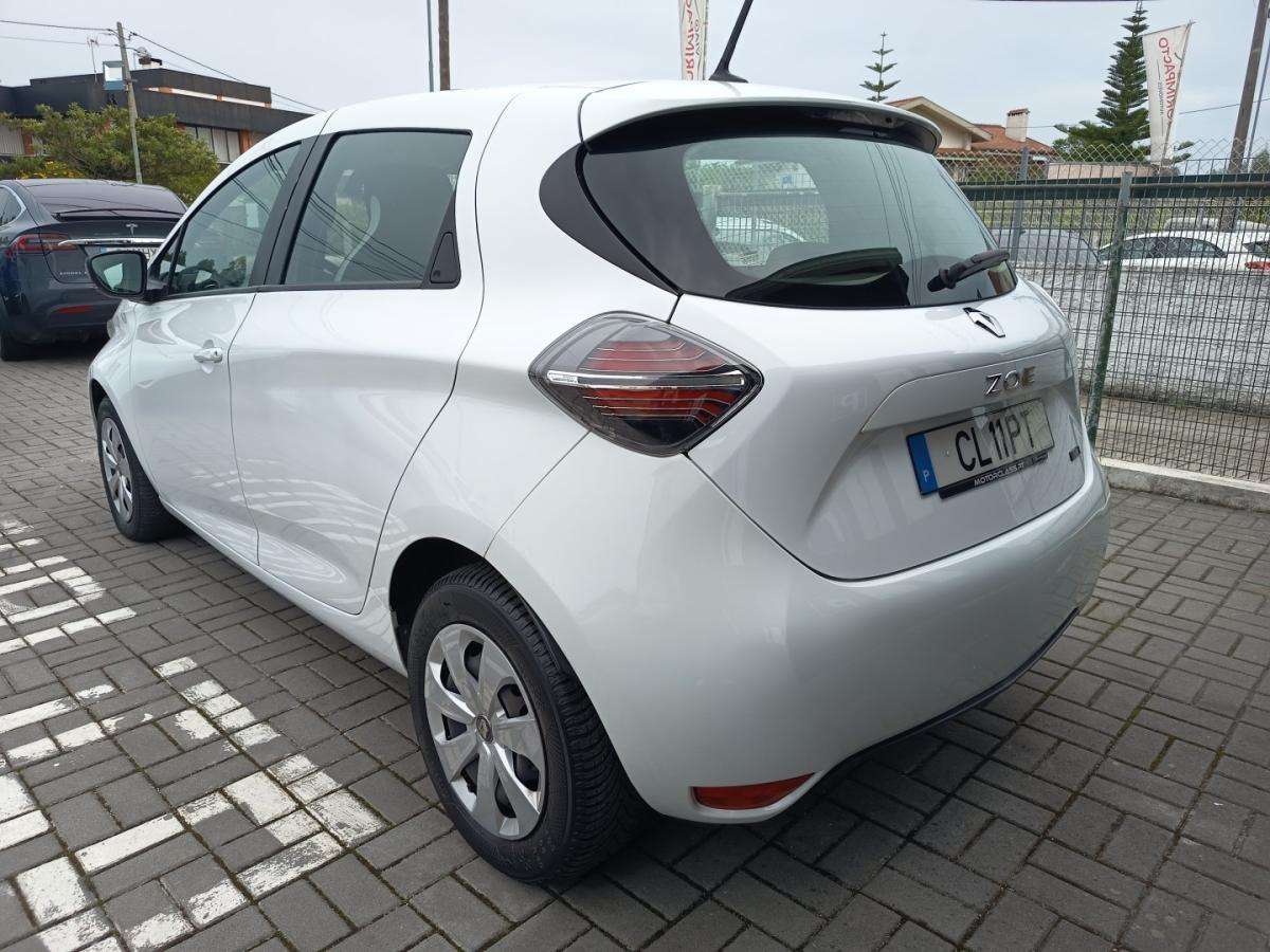 renault-zoe-2023-eletrico-0cc