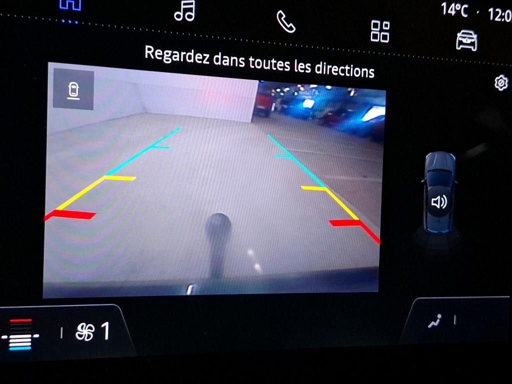 renault-megane-e-tech-2023-eletrico-0cc